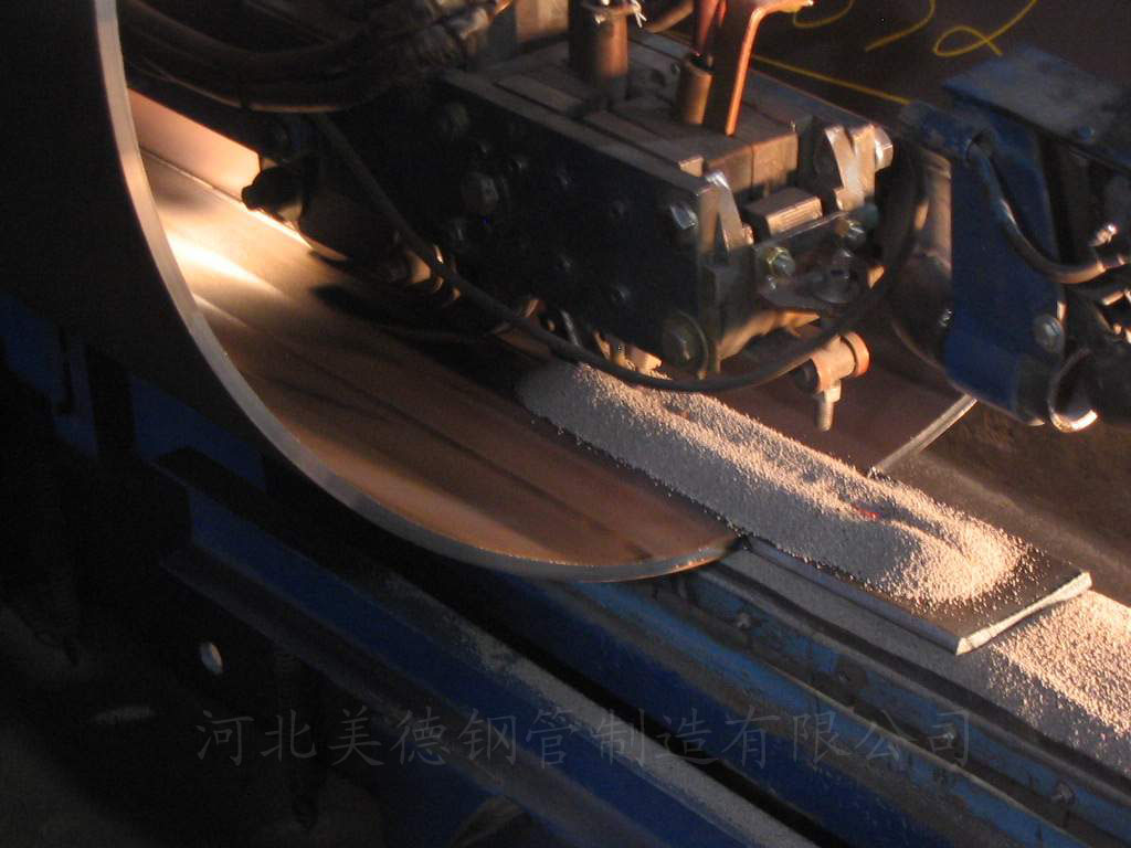 內(nèi)焊機(jī)-雙面埋弧焊直縫鋼管生產(chǎn)設(shè)備